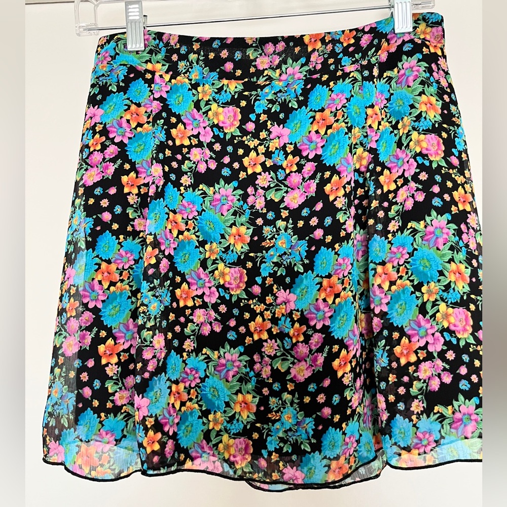 Floral flowing skirt